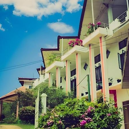 Hotel Uva Rest Sanasta Badulla Exterior photo